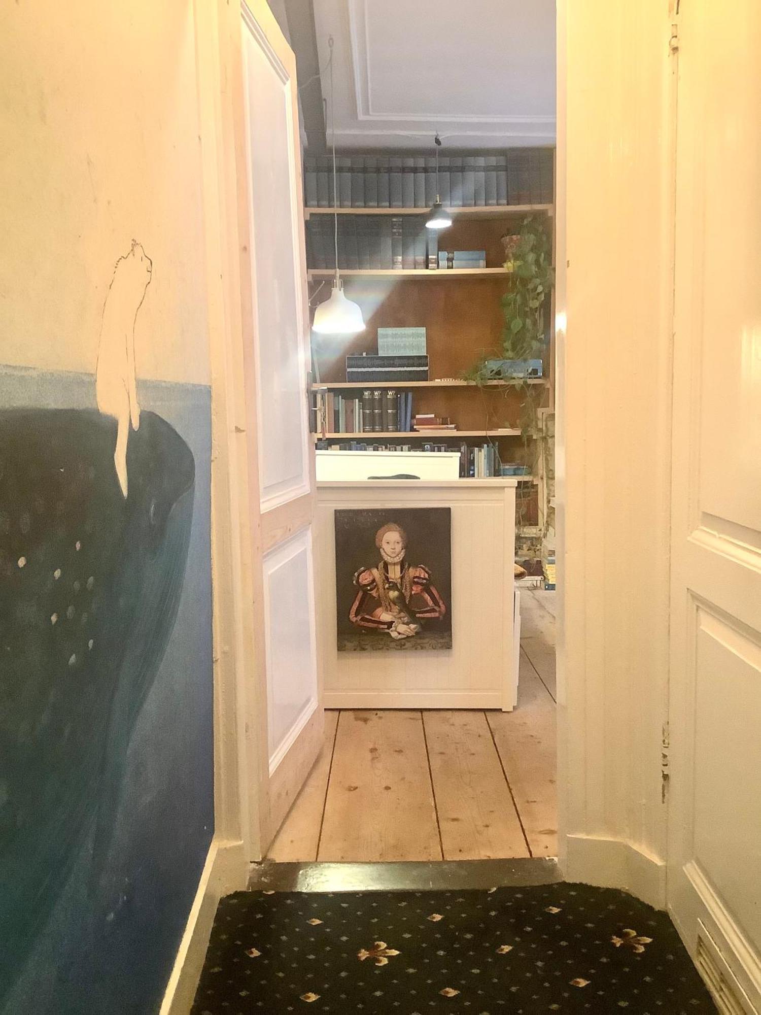 Bookstor Hotel Гаага Экстерьер фото
